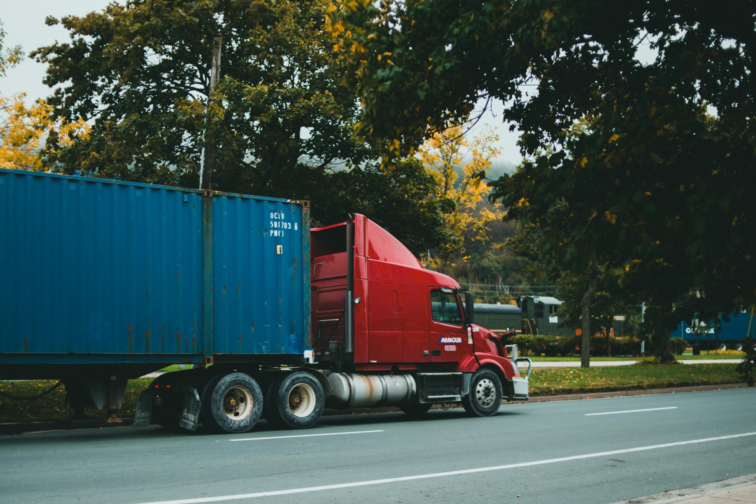 Delayed Shipments and Ways to Prevent Them: Managing Seasonal Demand